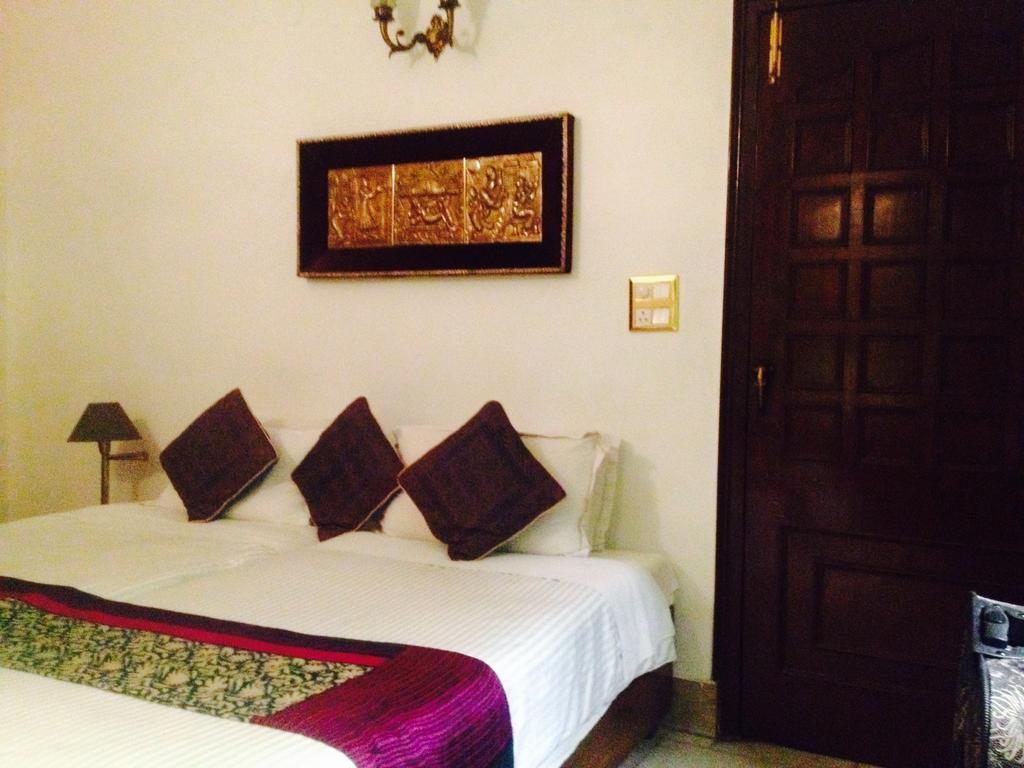 Master Bed And Breakfast New Delhi Kamer foto